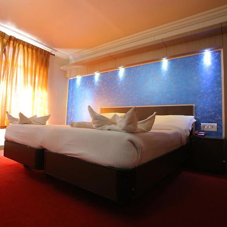 Hotel City Palace Ooty Esterno foto