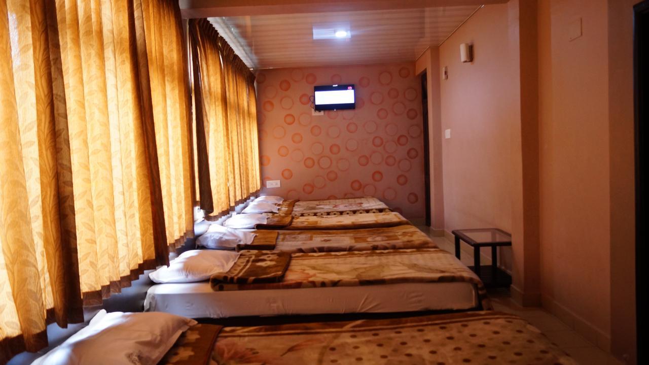 Hotel City Palace Ooty Esterno foto