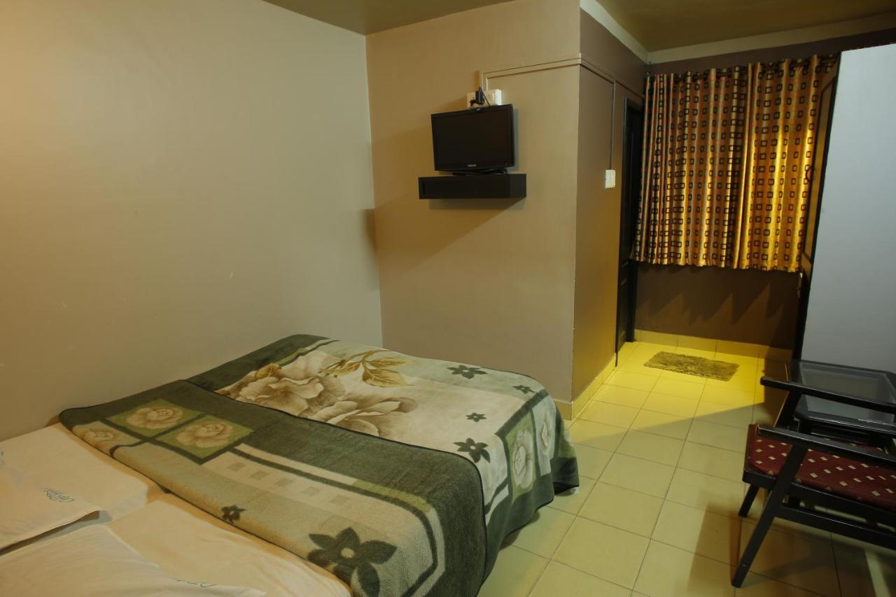 Hotel City Palace Ooty Esterno foto