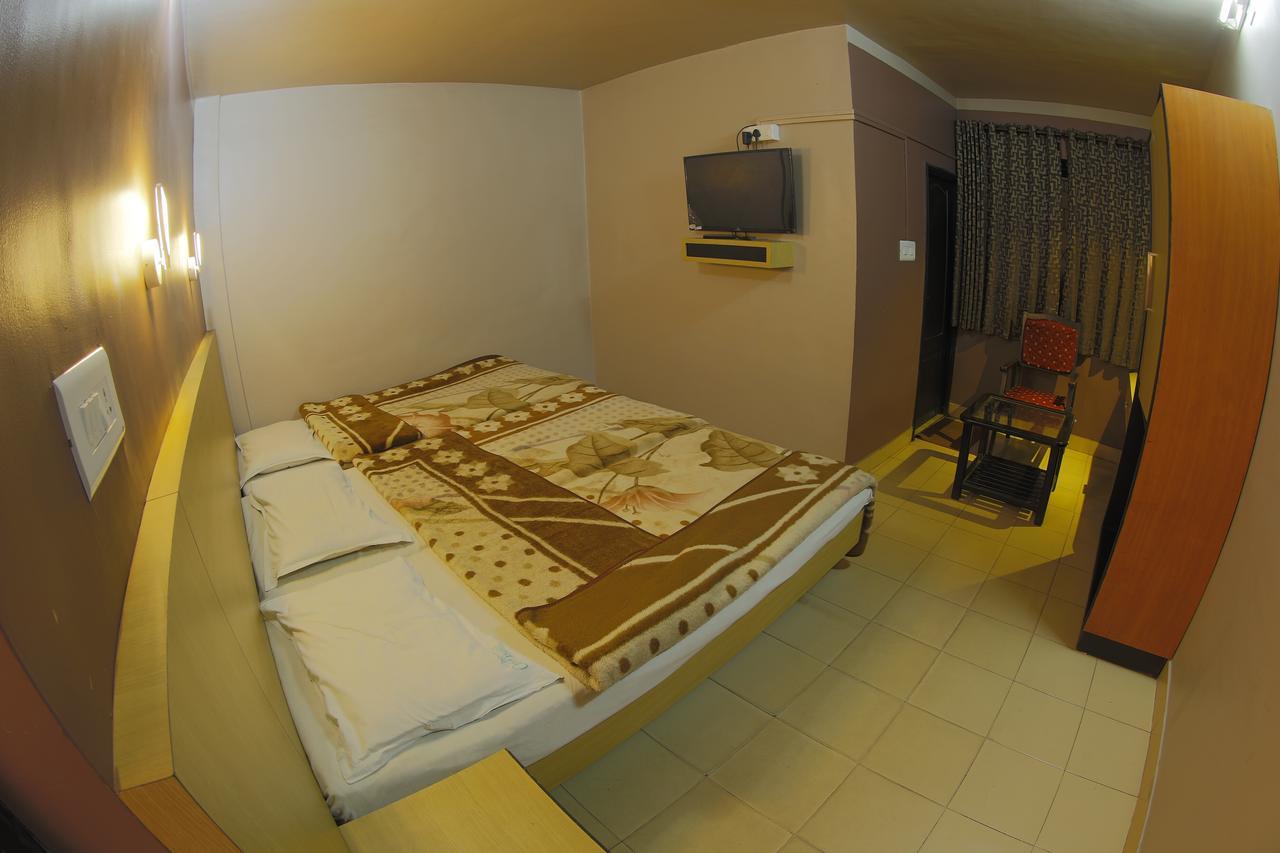 Hotel City Palace Ooty Esterno foto
