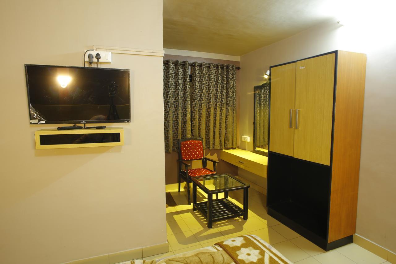 Hotel City Palace Ooty Esterno foto