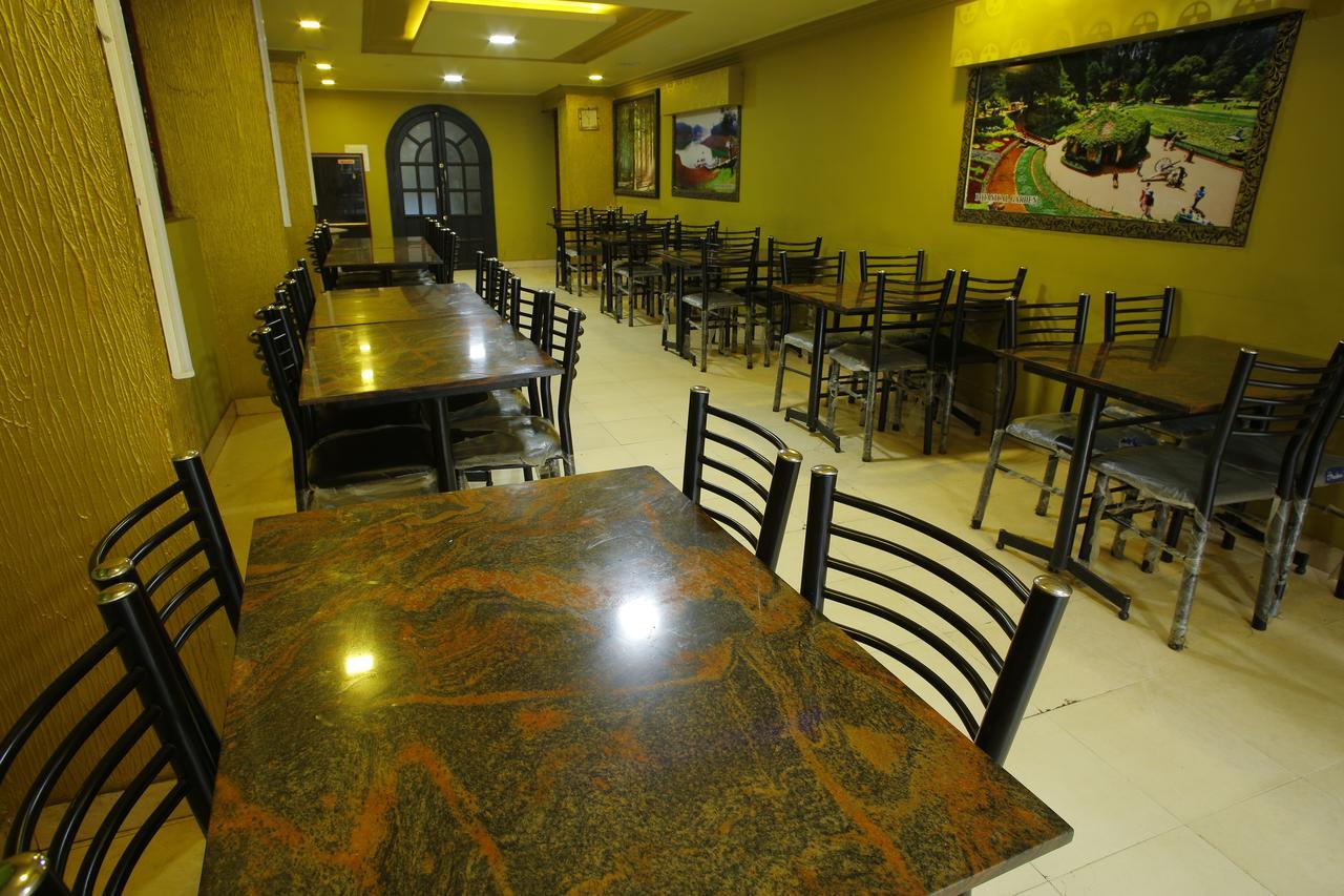 Hotel City Palace Ooty Esterno foto